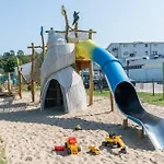 323, Seepark *